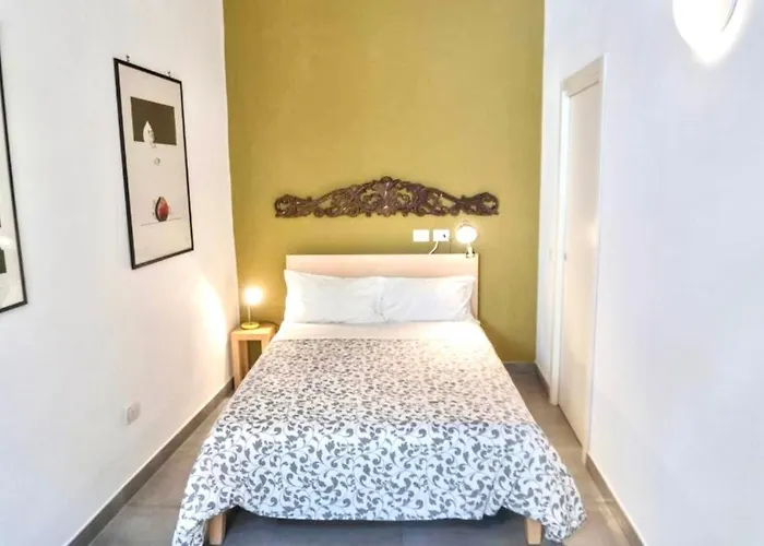 Apartment Plebiscito&Quarter Spanish - Green Chiaia Two